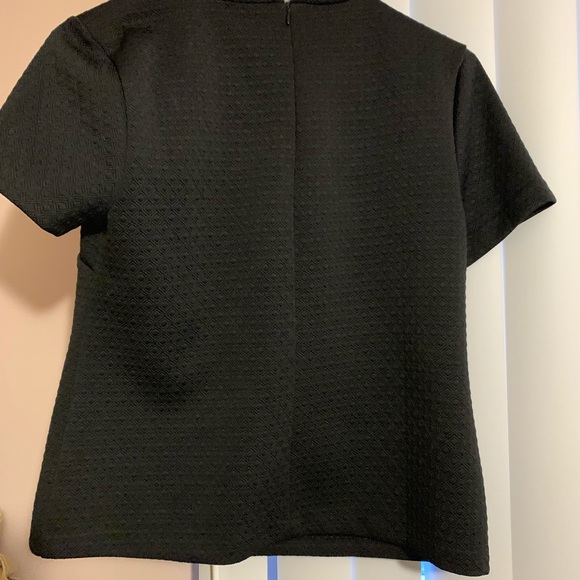 Must have blouse!!!! - Picture 3 of 3